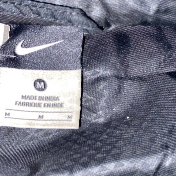 Vintage Nike puffer jacket - Picture 2 of 3